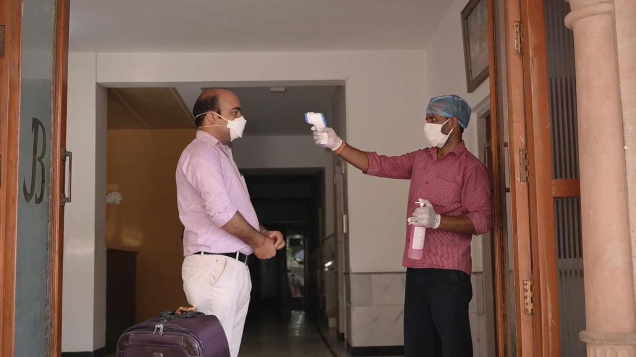 Hotel Bhakti Dhama Vrindavan Bagian luar foto