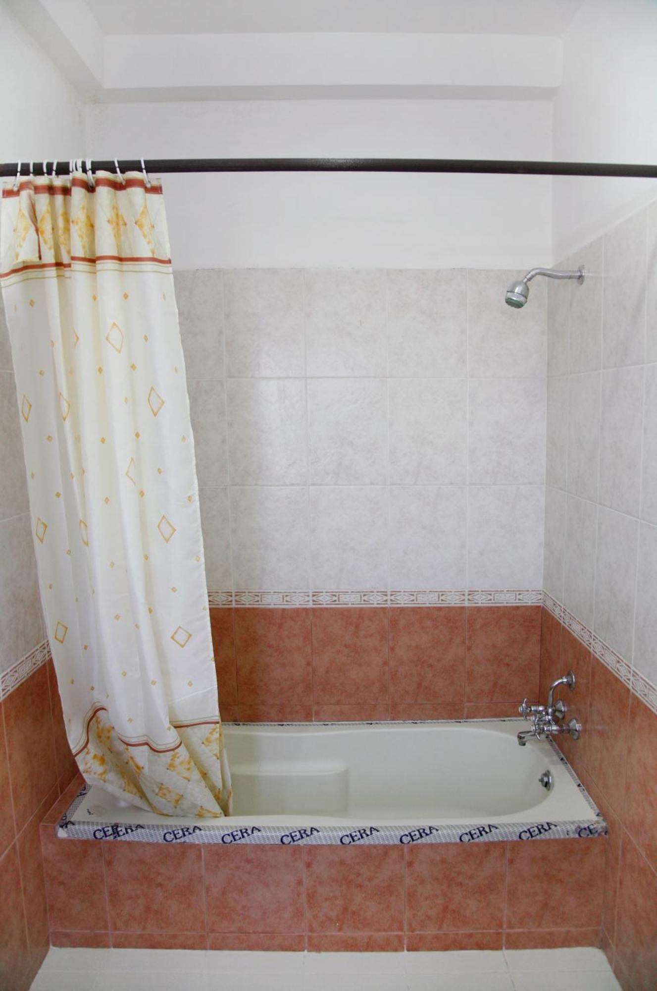 Hotel Bhakti Dhama Vrindavan Ruang foto